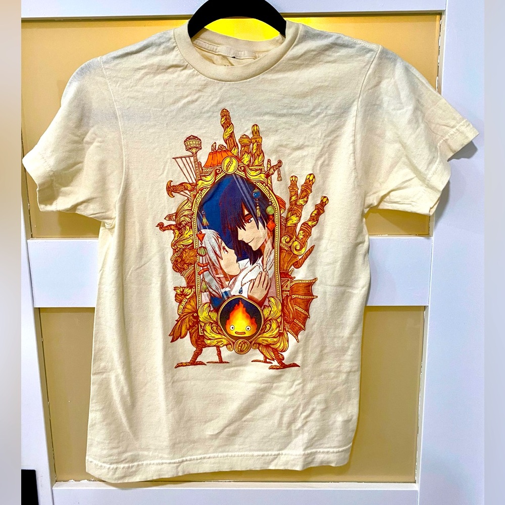 Howl’s Moving Castle Beige T-shirt Women size Small